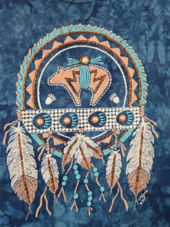 Vintage Lynee Apparel Shirt American Native Art Batik Made In USA "one Size" 7 Vintage Lynee Apparel Shirt American Native Art Batik Made In USA "one Size" -Pierre Cardin Geschaft 20220307 165255 1200x1200