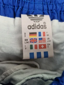 Rare! Vintage Adidas Shorts Shiny Yugoslavia Hellblau L 7 Rare! Vintage Adidas Shorts Shiny Yugoslavia Hellblau L -Pierre Cardin Geschaft 20220331 113341 1200x1200
