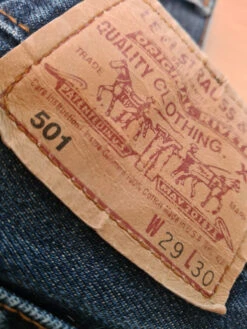 Vintage Levis Hotpants 501 1995 Made In USA W29 L30 -Pierre Cardin Geschaft 20220417 164246 1200x1200