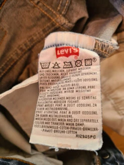 Vintage Levis Jeans 501 Dunkelblau W28 L32 -Pierre Cardin Geschaft 20220417 172907 1200x1200