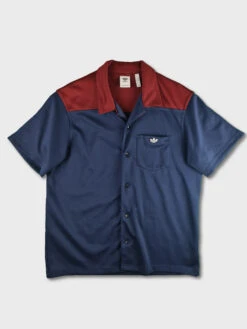 Modernes Adidas Trikot Sportoberteil Repro Von 2020 XL