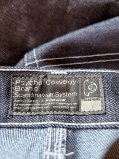 Y2K Psycho Cowboy Jeans Mit Schlag Deadstock Baggy Made In Italy XS 7 Y2K Psycho Cowboy Jeans Mit Schlag Deadstock Baggy Made In Italy XS -Pierre Cardin Geschaft 20221020 095513 1200x1200