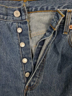 Vintage Levis Jeans 501 Basic Blau W32 L32 7 Vintage Levis Jeans 501 Basic Blau W32 L32 -Pierre Cardin Geschaft 20221023 004404 1200x1200