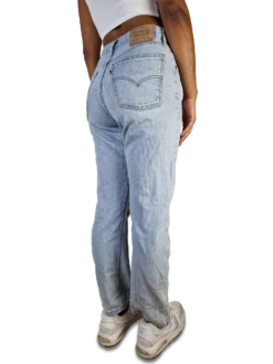 Vintage Levis Jeans 615 02 Made In Belgien Hellblau W33 L30 -Pierre Cardin Geschaft 20221024 180745 1200x1200